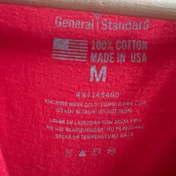 General Standard MEDIUM Women’s Red Stars and Stripes 4th of July Tee Shirt - Picture 7 of 7